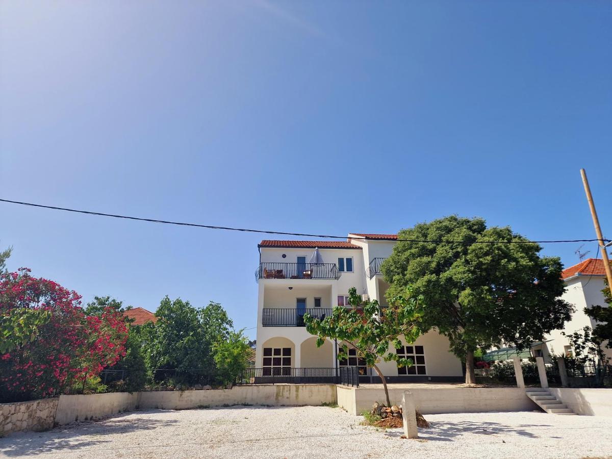 Residence Biocic Donji Okrug  Bagian luar foto