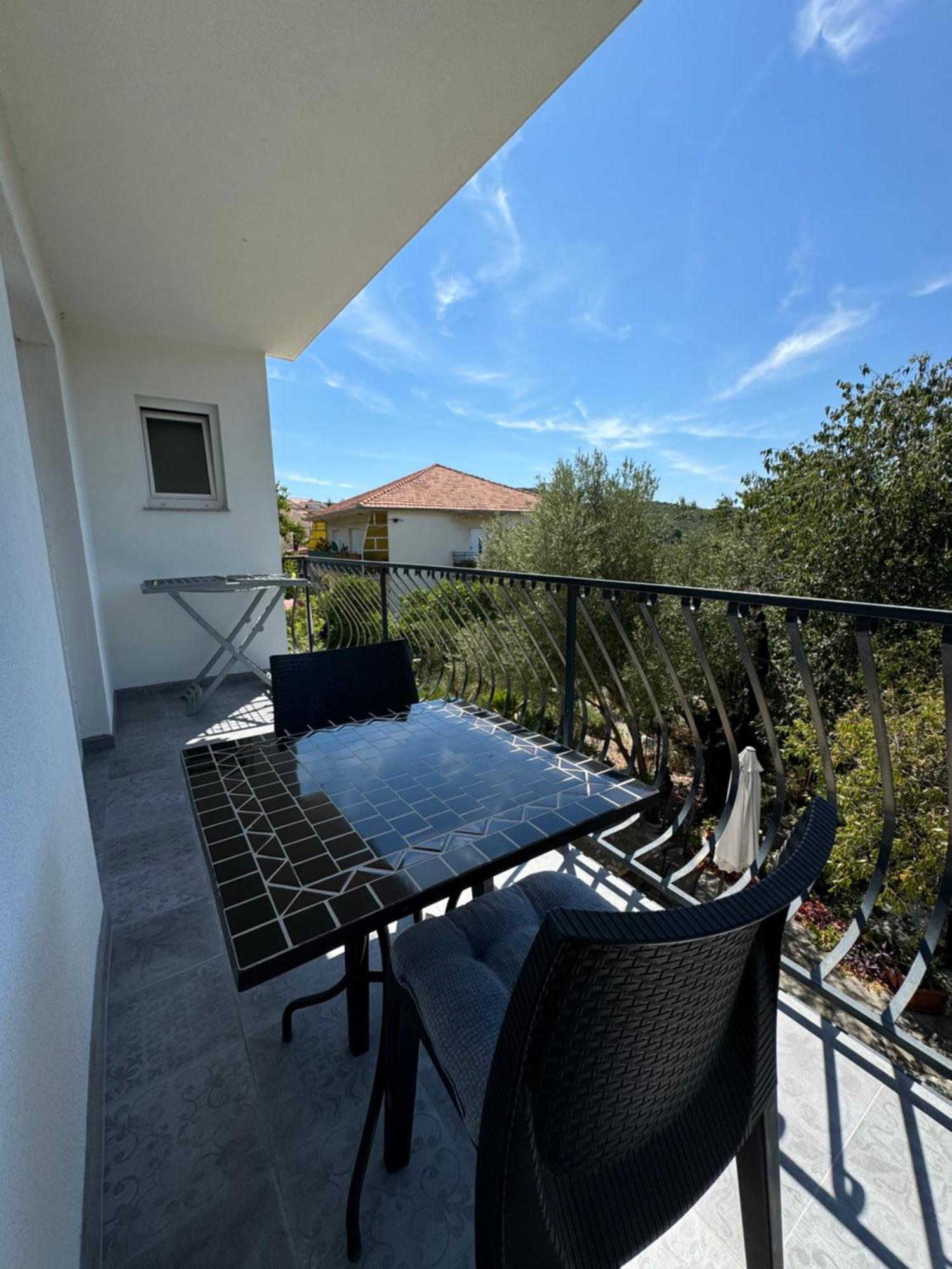 Residence Biocic Donji Okrug  Bagian luar foto